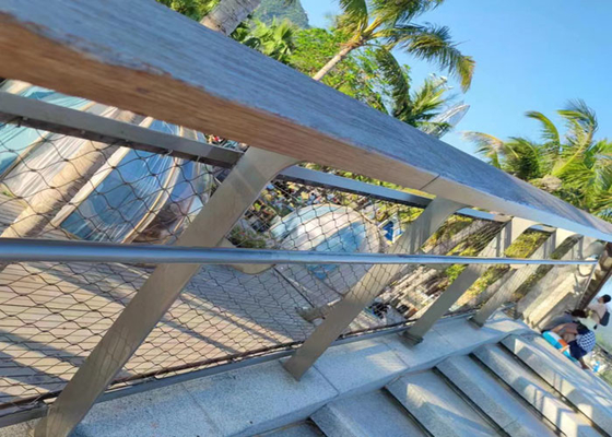 Escalier de l'acier inoxydable SS304 prenant 2,0 le trou au filet flexible du fil 50x50 millimètres de millimètre