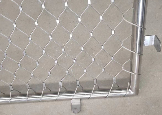 Fil de corde adapté aux besoins du client de Mesh Fencing With Frame 2.0Mm de corde de câble