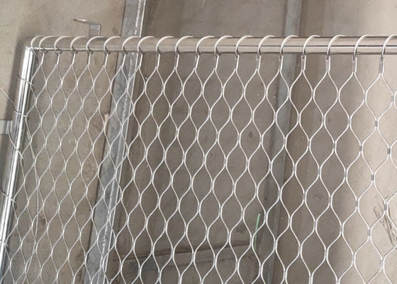 Le cadre non de rouillement X d'acier inoxydable tendent le fil de Mesh For Fence 2.0Mm de câble