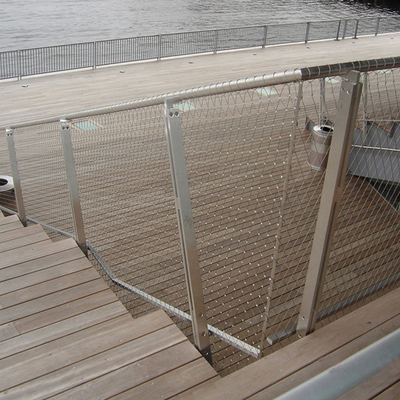 Barrière flexible décorative de maille de corde d'olive de l'acier inoxydable 7 x 7 pour la balustrade d'escalier